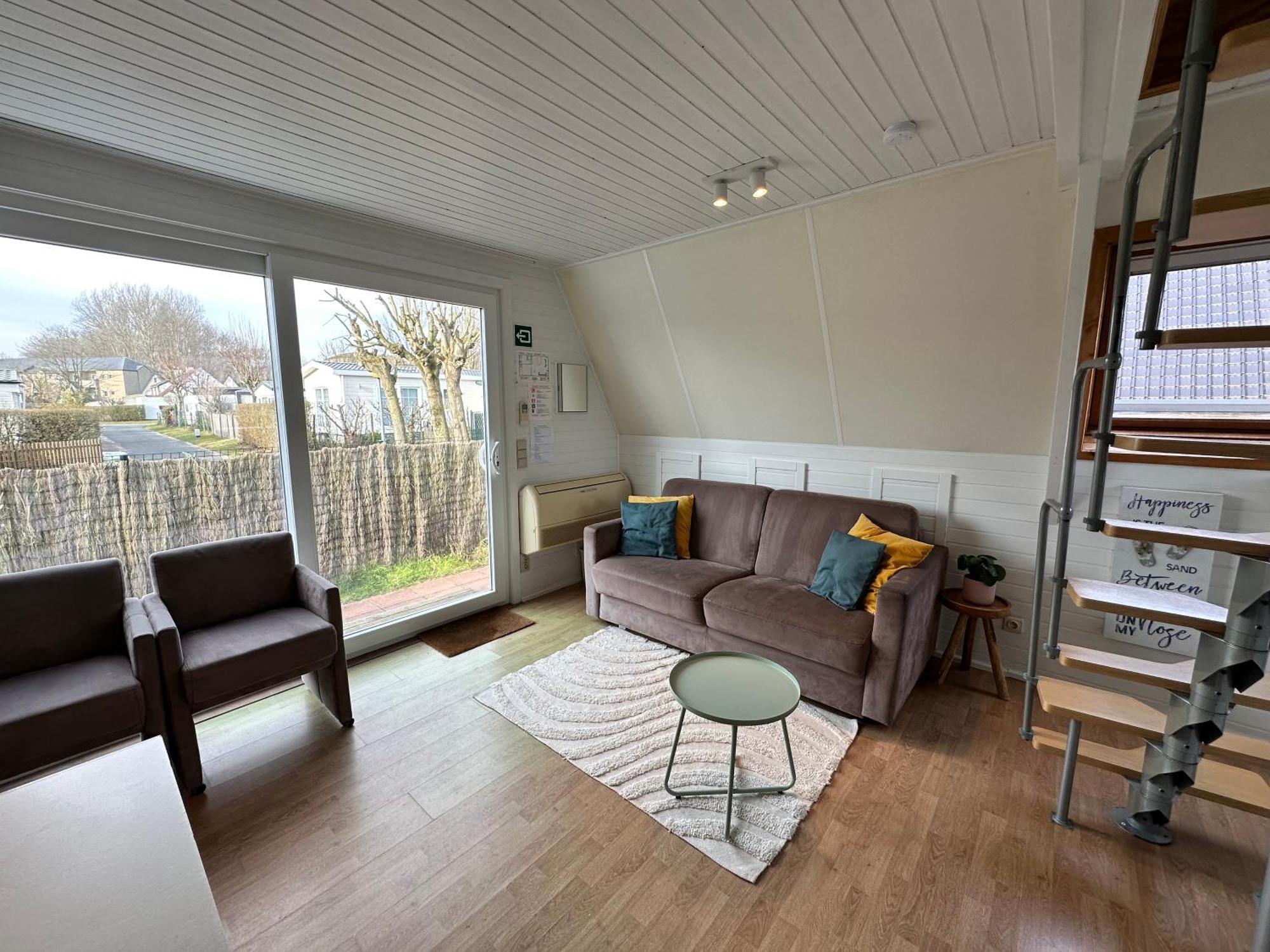 Gezellige Chalet In Nieuwpoort - Opkuis Inbegrepen In De Prijs Oostduinkerke Exterior photo